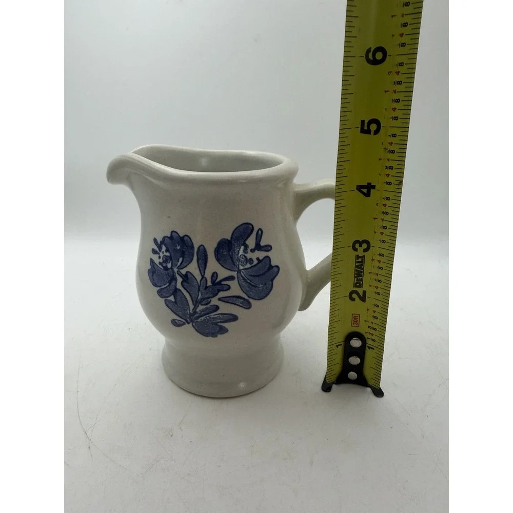 Vintage Pfaltzgraff Yorktowne Stoneware Creamer Pitcher 7-24 Blue Floral USA